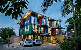 RedDoorz near Taman Rejomulyo